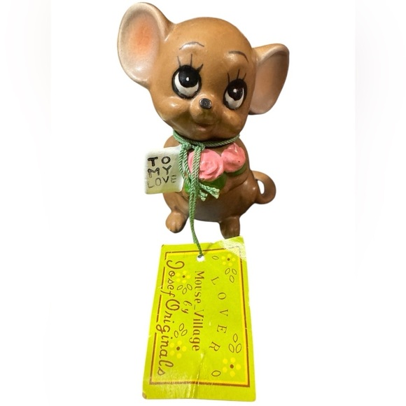 Vintage Josef Orig. ROMANTIC  MOUSE  FLOWER BOUQUET “To My Love” JAPAN 2.5” - Picture 1 of 13